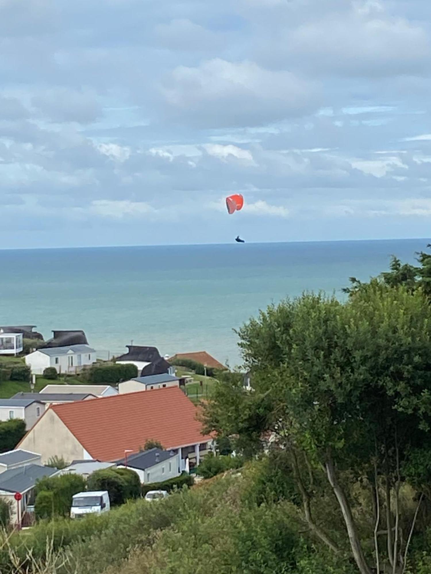 Camping De La Falaise A Equihen Plage Bagian luar foto